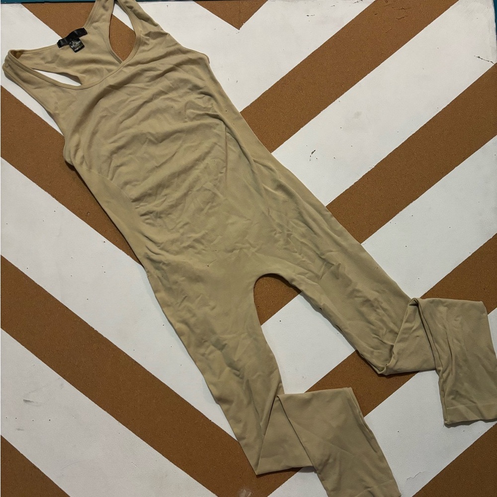 Nude shape wear jumper